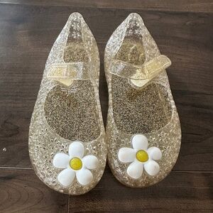 Old Navy Gold Glitter Jelly Flats with Flower Detail Toddler Girl size 6T